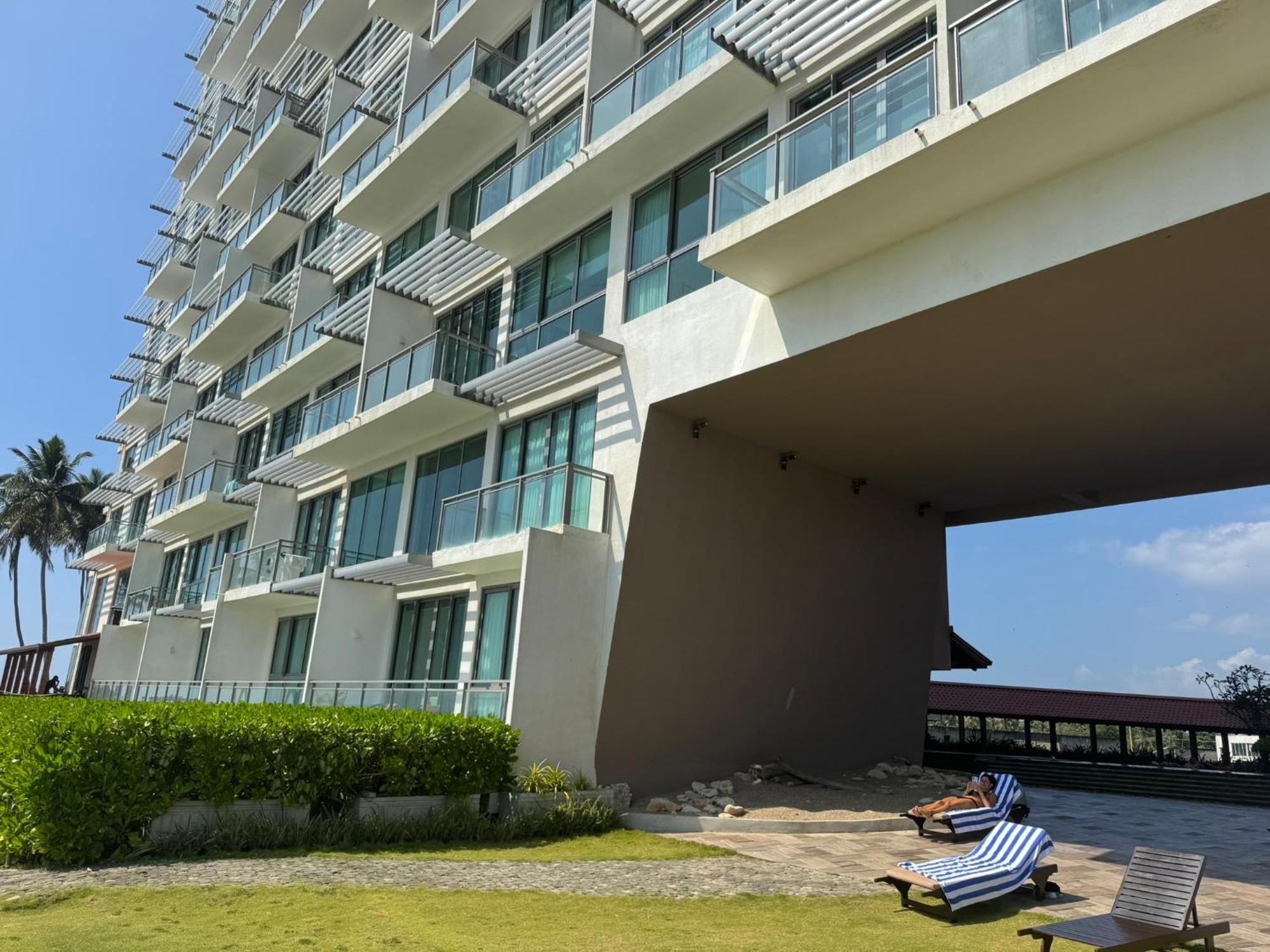 Oceanfront Galle Apartment L4-10 Bagian luar foto